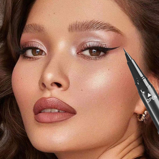 2-in-1 Waterproof & Quick Drying Lower Lash Stamp With Ultra Fine Eyeliner Pencil