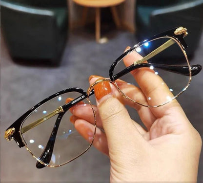 🔥 2025 Hot Sale 50% OFF🔥Ultra Light Anti Blue Presbyopic Glasses(Comes with a Free Eyewear Case)